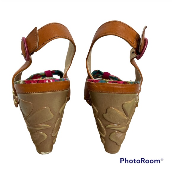 Poetic License Garden Variety Floral Slingback Heels  Studs Leather Sz 7 - Picture 3 of 11